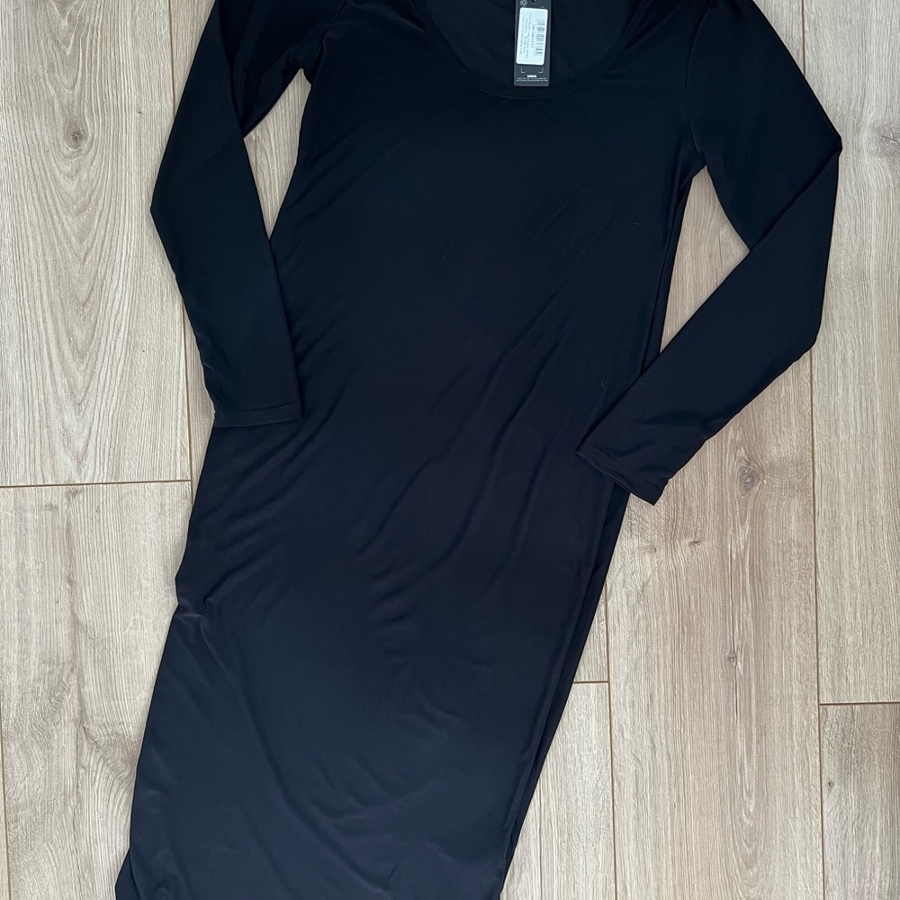 PLT Classic Black Long-Sleeve Women's Dress